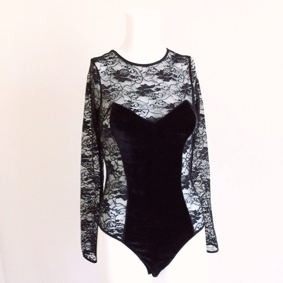 ❌SOLD❌🎉HOST PICK🎉BLACK BODYSUIT NWOT - Picture 2 of 4