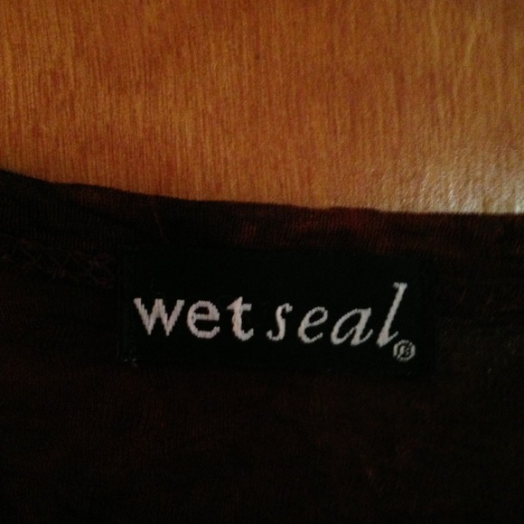 Top - Picture 2 of 3