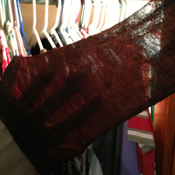 Top - Picture 3 of 3