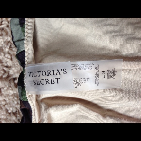 Victoria's Secret sequined camo bikini bottoms - Picture 2 of 4