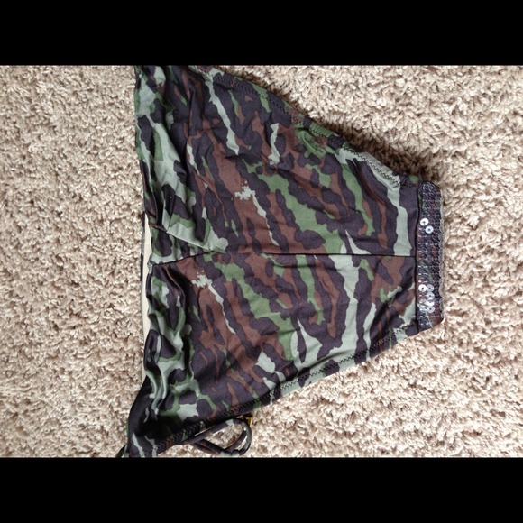 Victoria's Secret sequined camo bikini bottoms - Picture 4 of 4