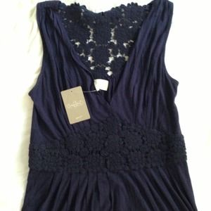 Dark blue anthropologie top with lace details🌸