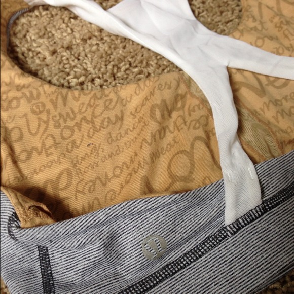 Lululemon athletica sports bra