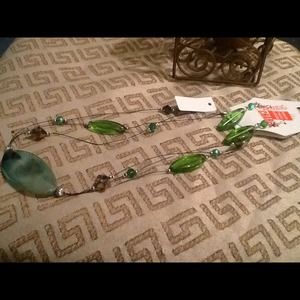 Earring & Necklace Set.