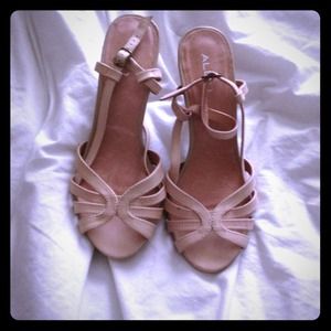 Perfect for the spring and summer!!