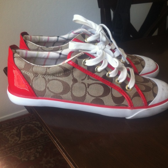 Coach shoe