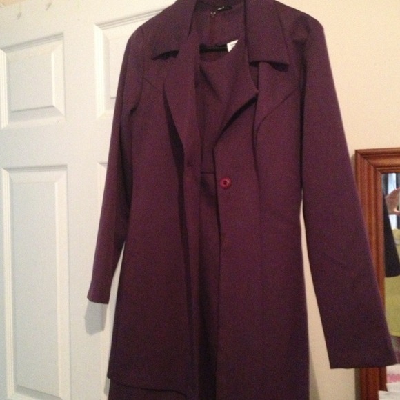 Suite - Picture 3 of 3
