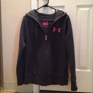 NWOT Women's Under Armour Hoodie