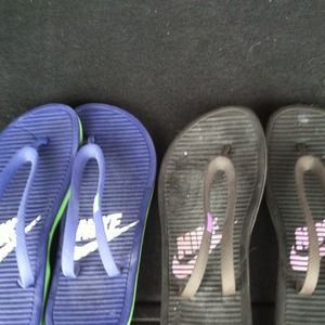Nike foam flip flops