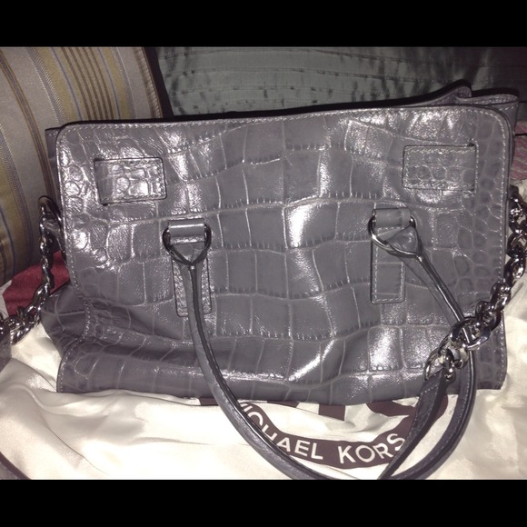Authentic Grey Michael Kors - Picture 2 of 4