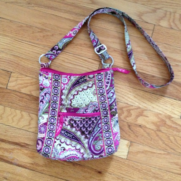 Vera Bradley Hipster Crossbody Very Berry Paisley