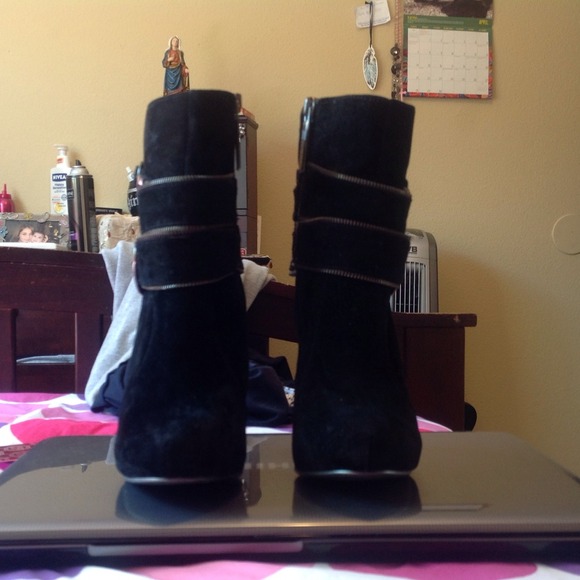 Shiekh High Heel Boots 👢 - Picture 3 of 4