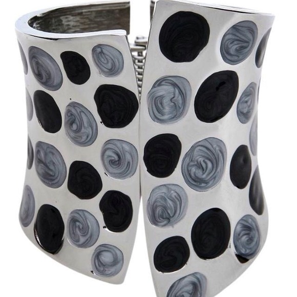 Bangle - Picture 1 of 1