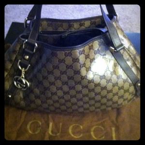 Authentic gucci Duchessa satchel tote