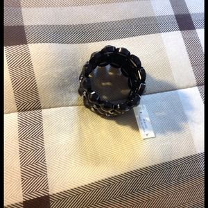 Black stretch bracelet