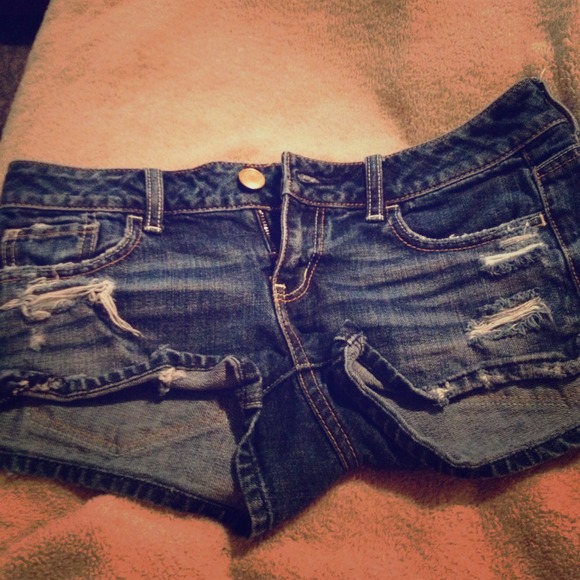 AMERICAN EAGLE JEAN SHORTS