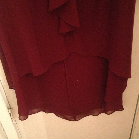 ❌REDUCED AGAIN❌ Deep Red Formal Dress - Picture 4 of 4
