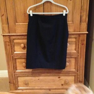 Black lined skirt size 16