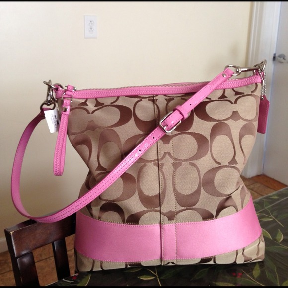 💕Signature stripe/ shoulder bag💕