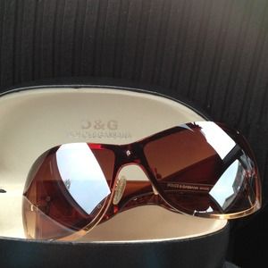 D&G Dolce & Gabbana sun glasses