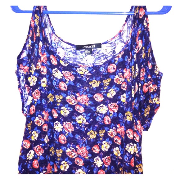 Cute summer top💐