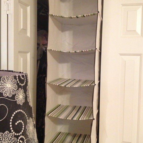 SOLD*******Foldable New Hanging organizer