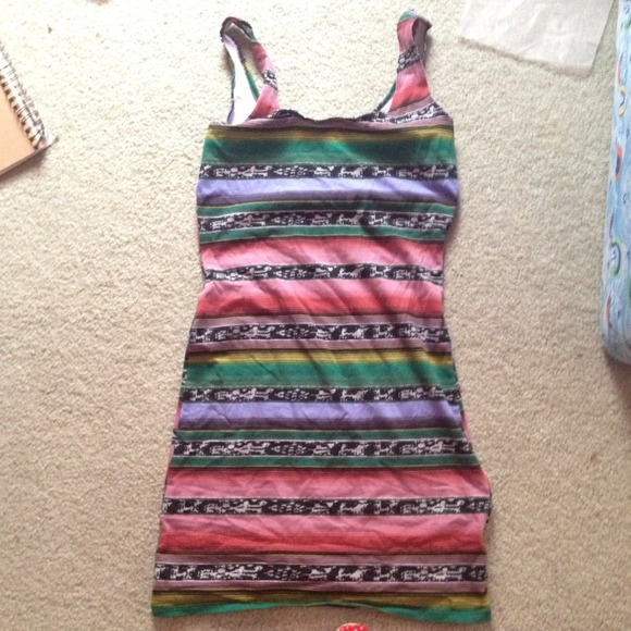 Dresses & Skirts - Patterned Dress