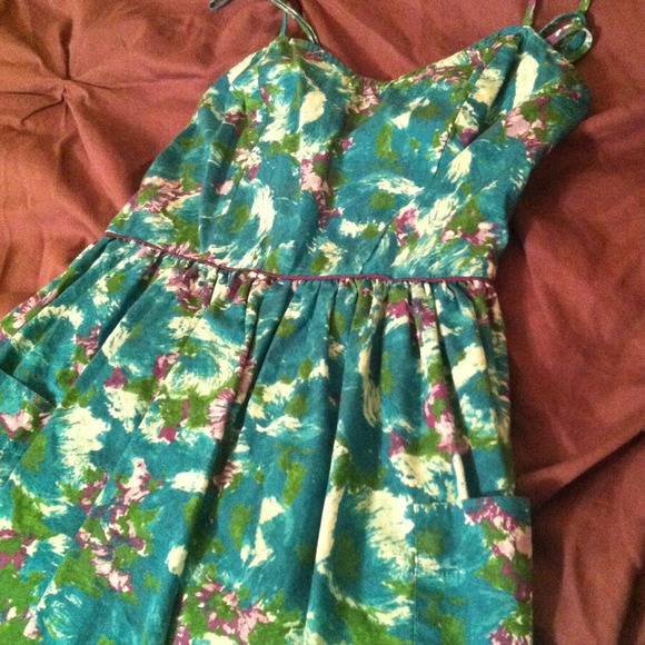 Forever 21 Small blue and green sundress