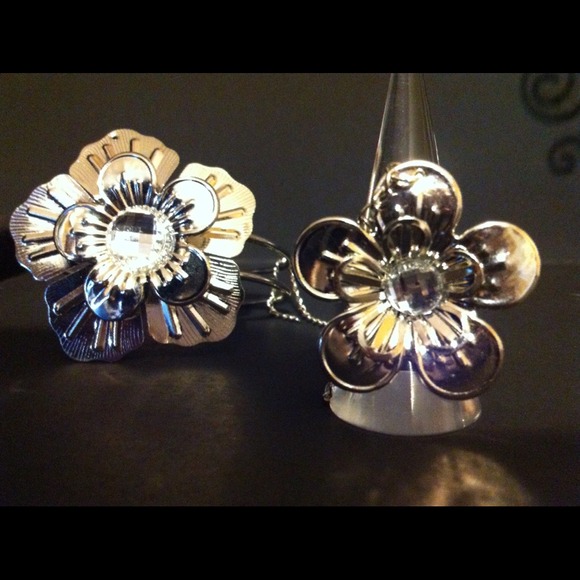 Bangle - Picture 2 of 2