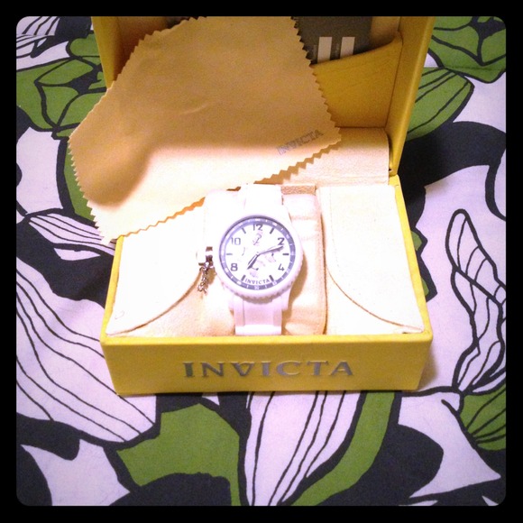 Invicta White Russian, ceramic diver watch.