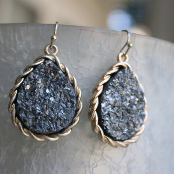 BUNDLE WEN Tear Drop Druzy