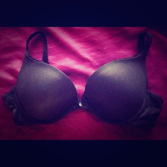 SOLD Body by Victoria Secrets Push-up bra