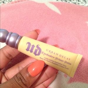Eden urban decay eyeshadow primer potion