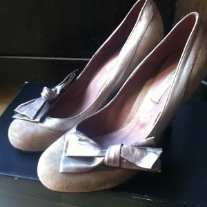 Aldo Collection Suede heels with bow