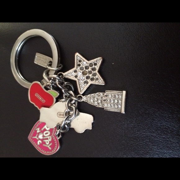 🚫⛔️SOLD⛔️🚫Coach Keychain - Picture 2 of 2
