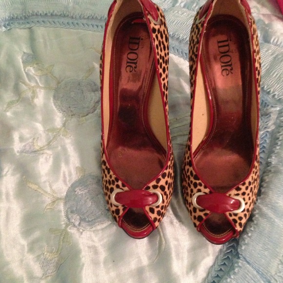 SOLD😍😍😍Pumps