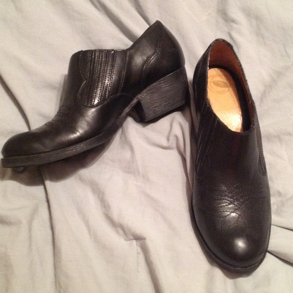 Ankle boots