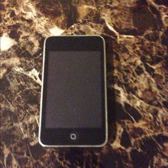 32GB Apple iPod