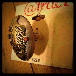 Brand new ring, tags still on