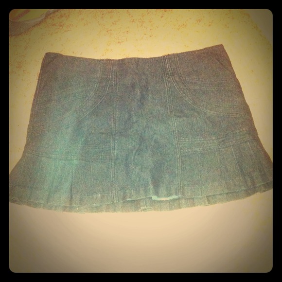 $REDUCED$ Pleated blue jean skirt