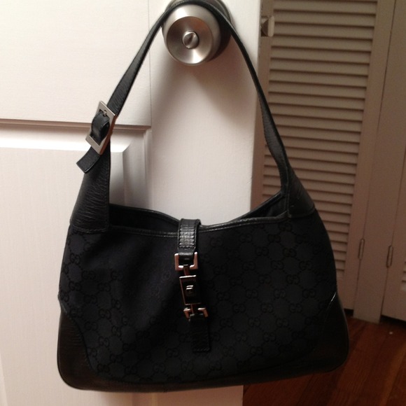 Authentic Vintage Gucci bag Jackie O Hobo style