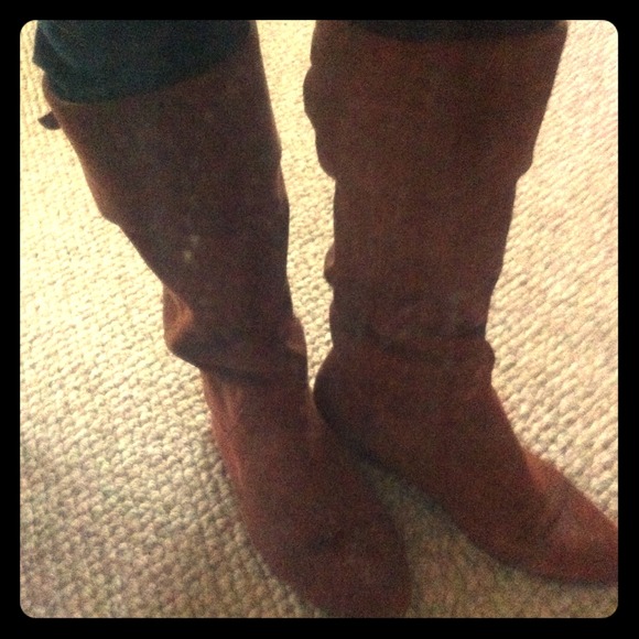 UO Suede brown boots