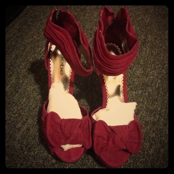 Bebe purple suede shoes