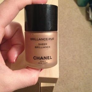 Chanel Sun-kissed Oil-free Bronzer!