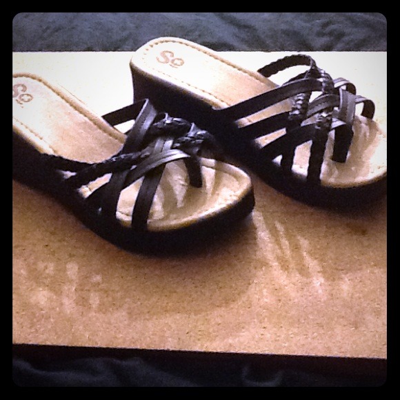 SO Wedged Sandals