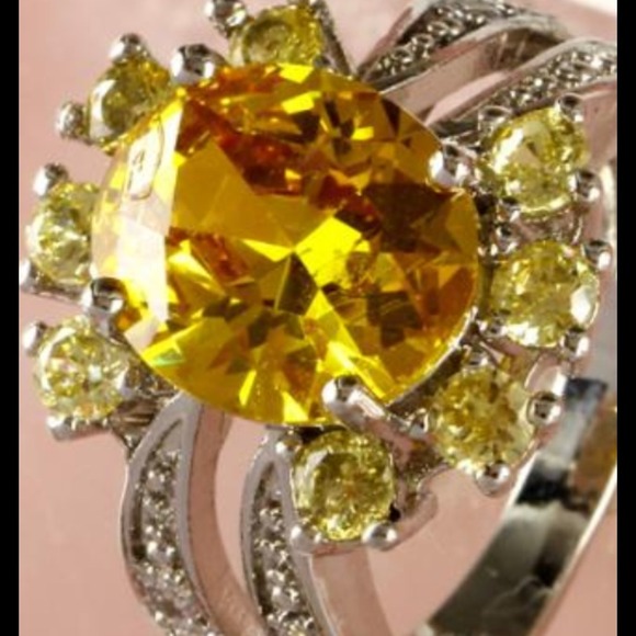 Ring - Picture 3 of 3