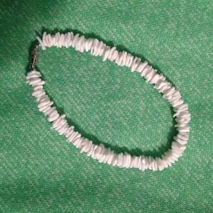 Shell ankle bracelet