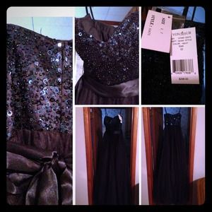 Brand new prom/ball gown