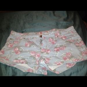 Shorts with flowers
