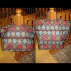 31 expandable tote in Windsor argyle